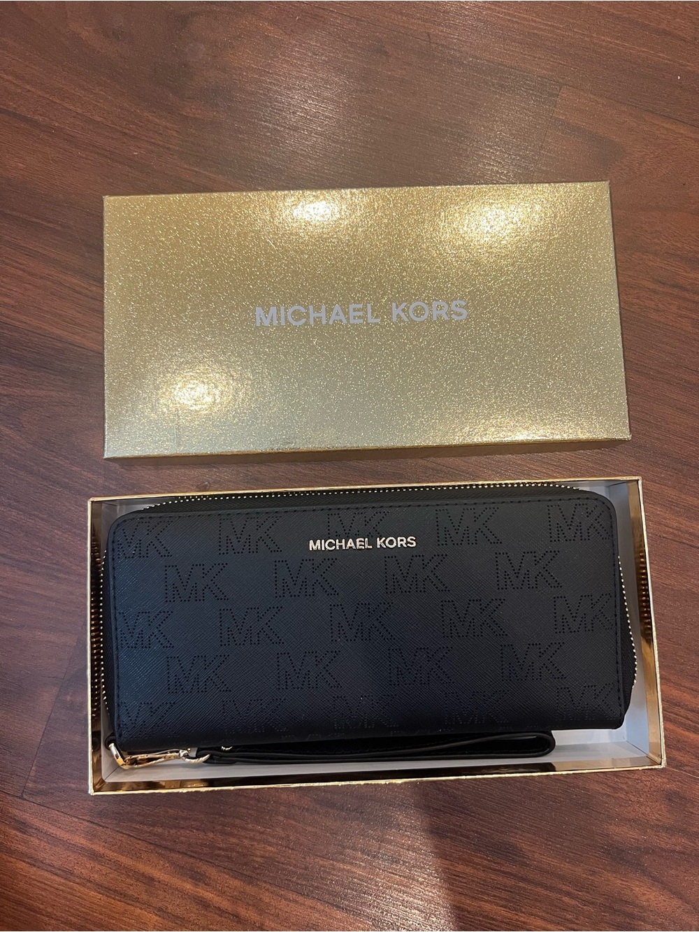 Michael Kors Jet Set Travel Continental Wallet Black Leather NWT + Box